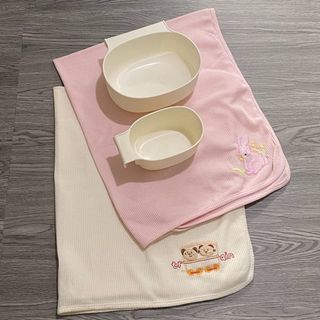 (Category: ) located in . Submitted by everythingsaleunderthesun (Listing ID 1435264958, Image 1). Description: .