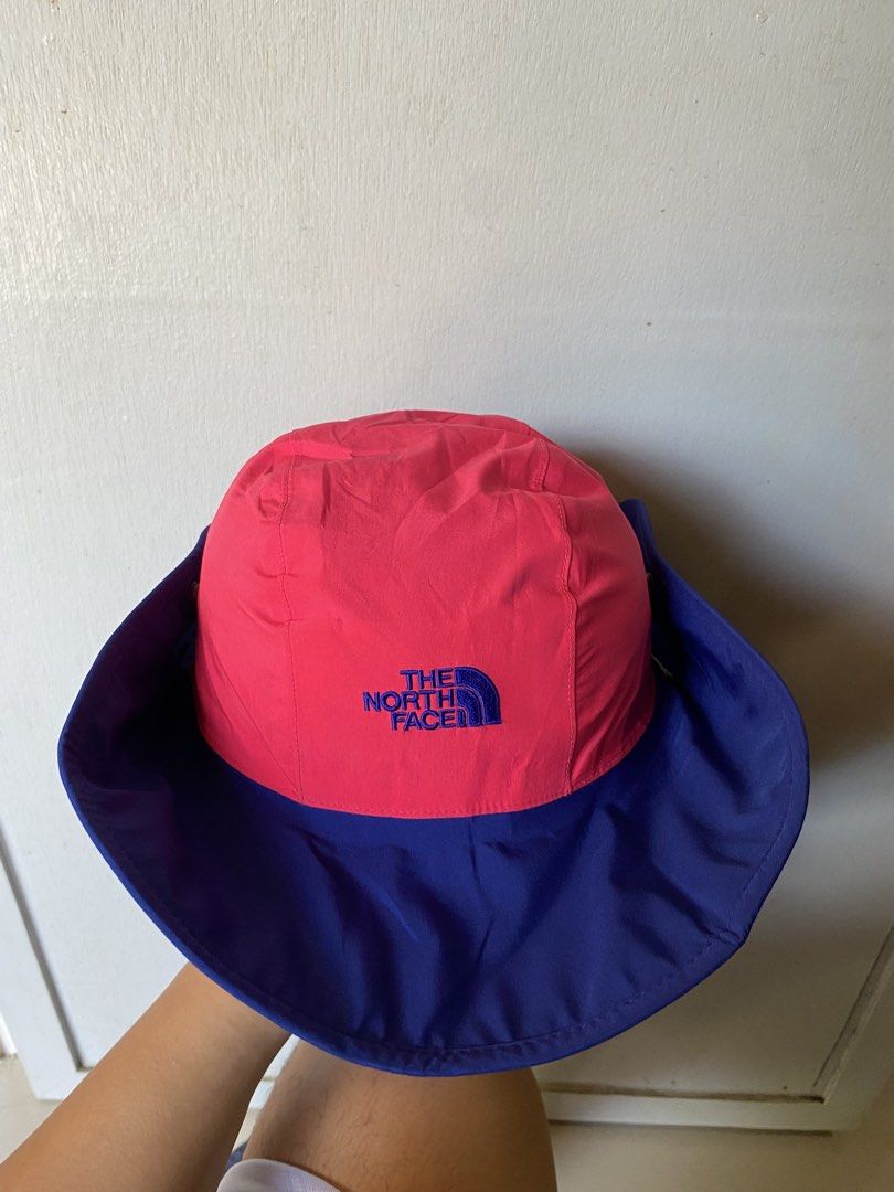 Goratex bucket hat the north face (Category: Caps & Hats) located in Tagum. Submitted by kensemblan35155 (Listing ID 1435270312, Image 1). Description: .