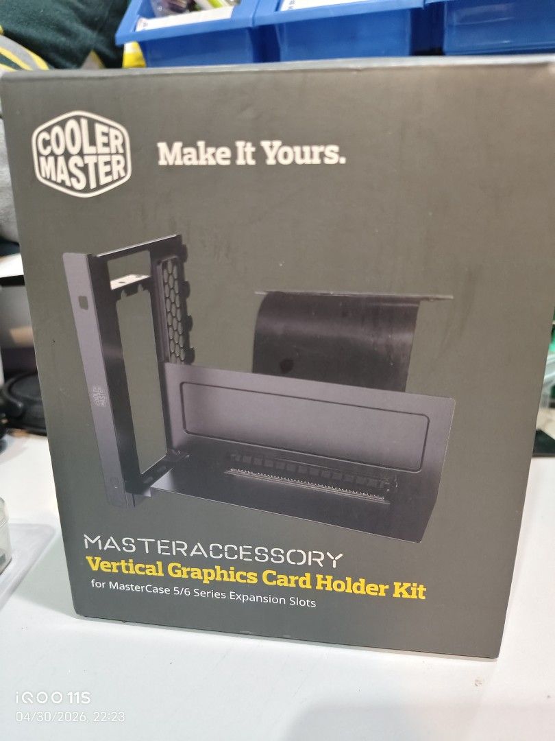 GPU VERTICAL KIT (Category: Other Accessories) located in Gelugor. Submitted by hanwahishere94 (Listing ID 1435301086, Image 1). Description: Brand: Cooler Master Variant: First generation, with PCIe 3.0 Riser cable & vertical bracket. Condition: Original Box, but have signs of wear & tear due to improper storage. Never used it, only opened it once. Bracket and riser is like brand new..