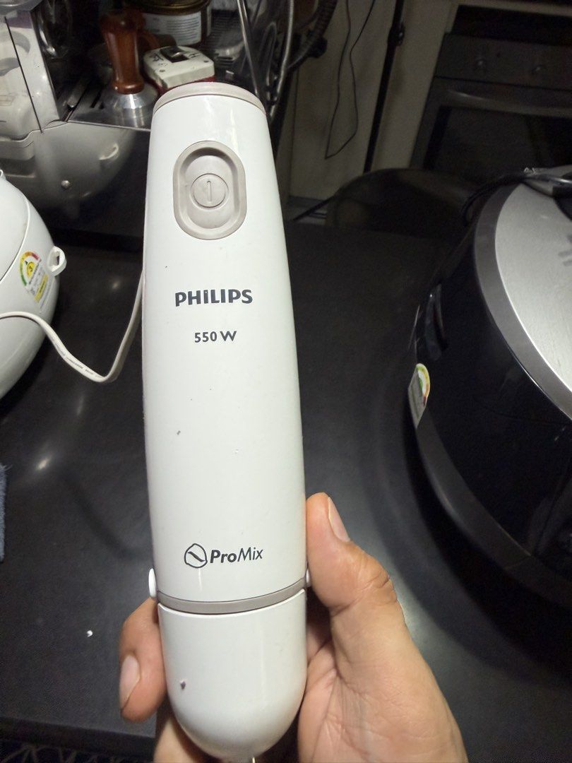 Philips Food Processor (Category: Hand & Stand Mixers) located in Bulacan. Submitted by mysticdeer.6d7f47 (Listing ID 1434682675, Image 2). Description: Philips Food Processor 220V like new.