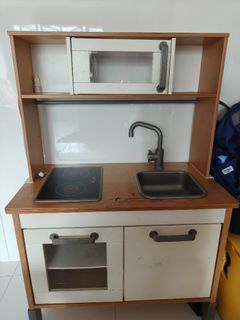 (Category: ) located in . Submitted by miowky (Listing ID 1435231176, Image 1). Description: .