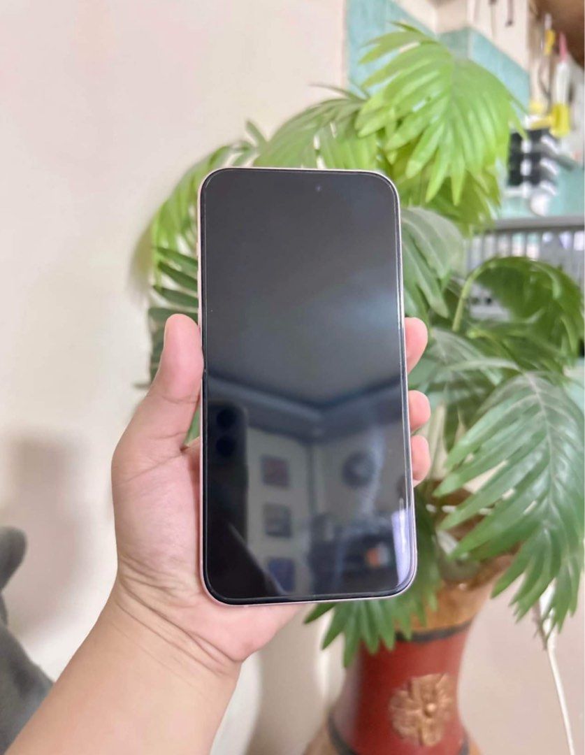 iPhone 15 plus 512gb FU (Category: iPhone 15 Series) located in Tarlac. Submitted by belren28 (Listing ID 1435184489, Image 2). Description: For sale 📌 ✅ iPhone 15 plus 512gb Pink ✅ No issue. 88% battery health ✅ No history of repair ✅ Factory unlocked ✅ with box samei imei/serial number ✅ With cord and cases 📍 Location: Tarlac City Pm me. Slightly negotiable for sure buyer. .