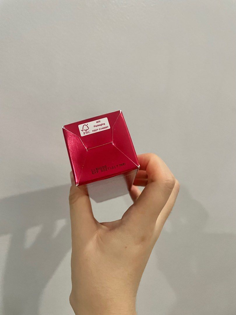 Isntree Plum Peptide Booster (Category: Face Care) located in Quezon City. Submitted by trinayu07 (Listing ID 1435287885, Image 2). Description: 💖 Regular price: P980 💖 brand new and sealed 💖 Dec 2027 expiry RFS: Had to switch my skin care routine per my derma 🥺.