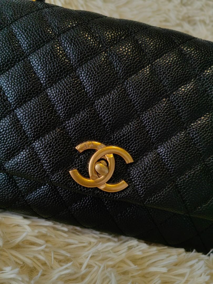 Japan Preloved Coco Chanel (Category: Luxury Bags & Wallets) located in Cebu City. Submitted by esrpreloved (Listing ID 1435217934, Image 2). Description: Japan preloved bag Coded.