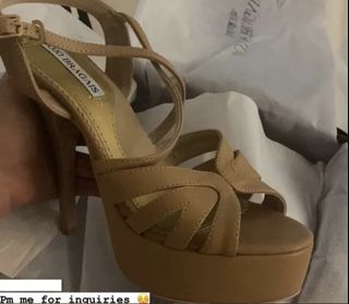 (Category: ) located in . Submitted by _ellexx (Listing ID 1435243973, Image 1). Description: .