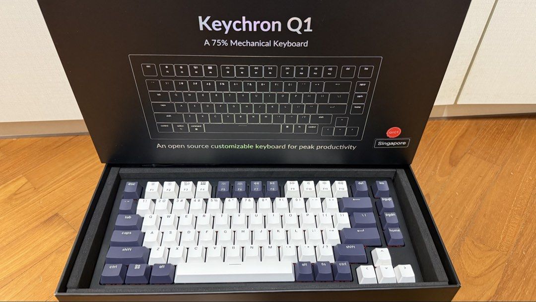 Keychron Q1 (Phantom Red switch)441555365795604480