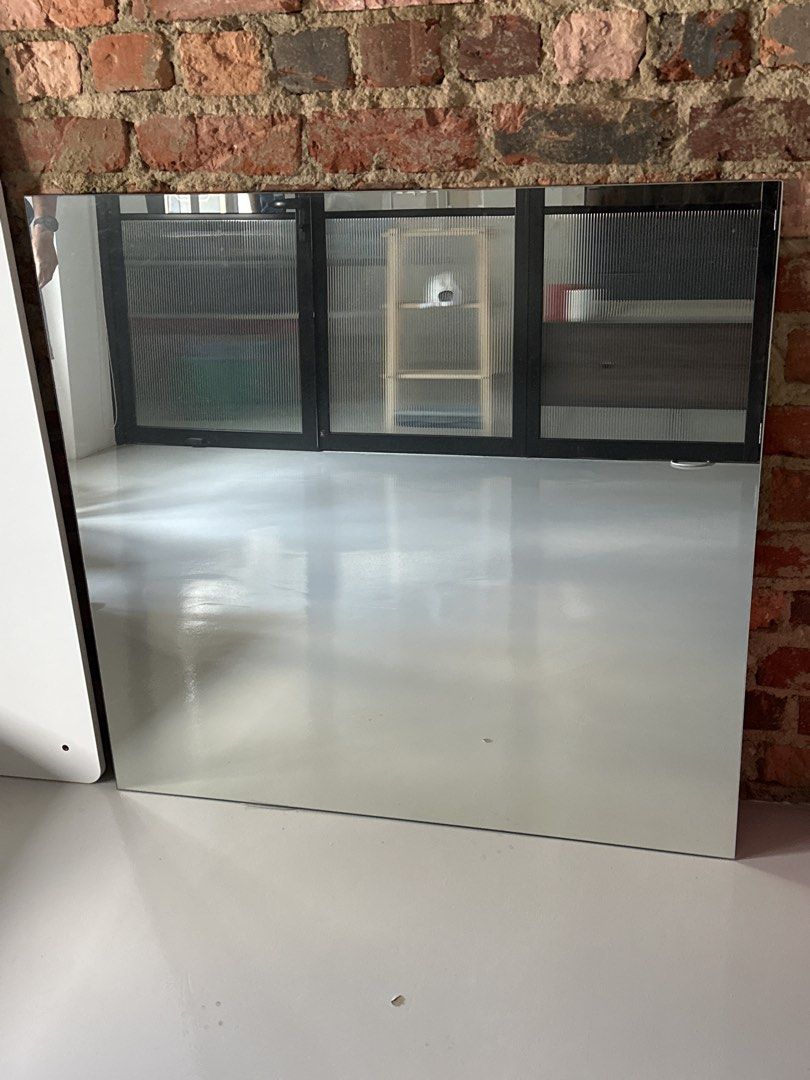 Large Rectangular Mirror440979989274961920