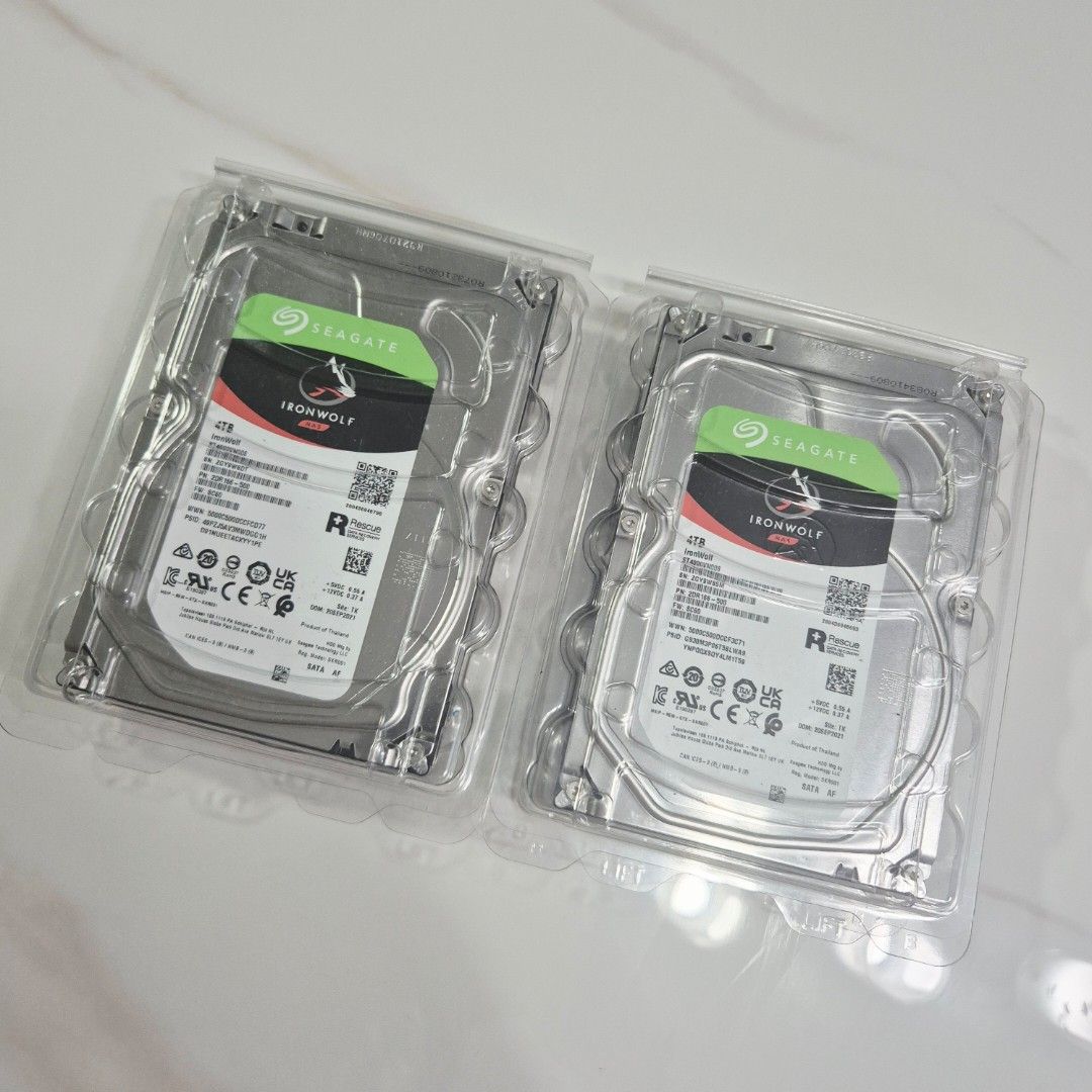 [Like New] Seagate IronWolf 4TB NAS Internal Hard Drive | Model: ST4000VN008