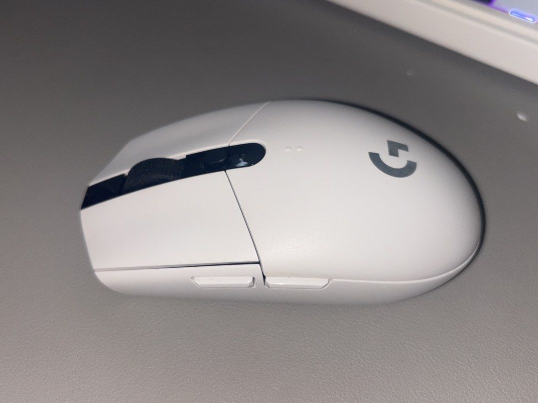 Logitech G304 Wireless Gaming Mouse - White441194273183508482