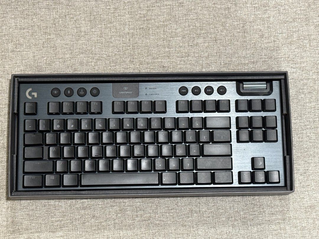 logitech G915 TKL wireless linear keyboard441192503564707842