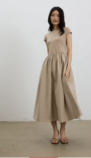 (Category: ) located in . Submitted by thriftingtrove (Listing ID 1435319595, Image 1). Description: .