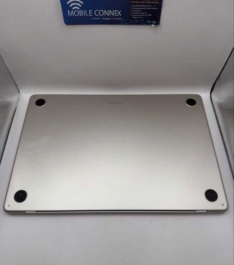 MacBook Air m3 256gb 15.6inch440954899147663363