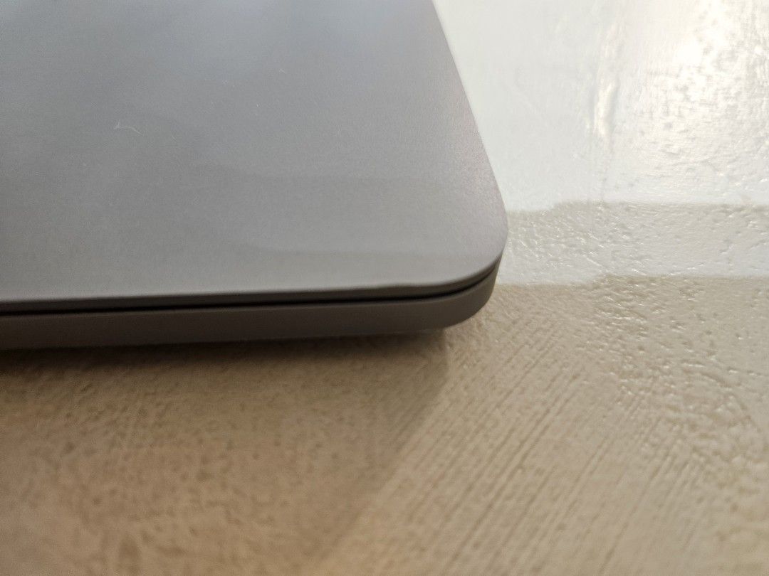 MacBook Pro 13-inch 2019441053682797783044