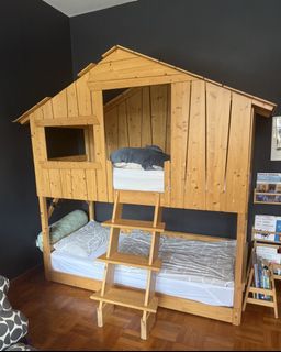 (Category: ) located in . Submitted by valerieguichelaar (Listing ID 1435195249, Image 1). Description: .