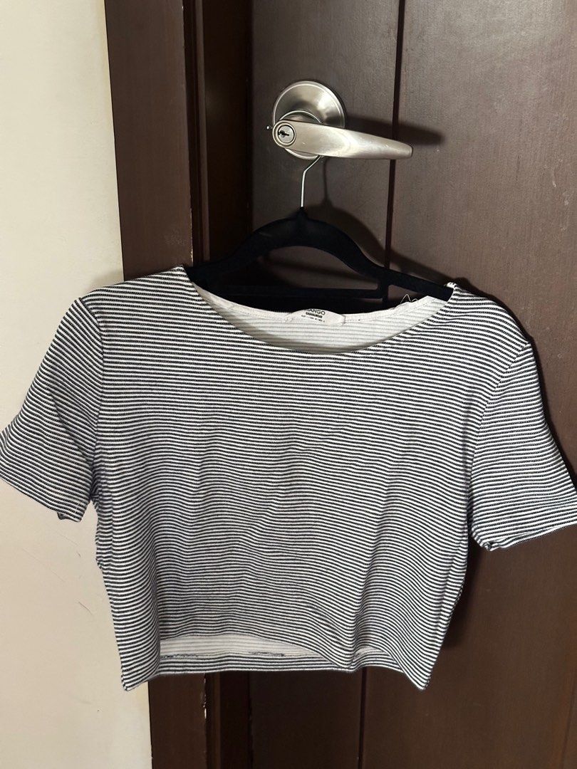 Mango Top (Category: Shirts) located in Quezon City. Submitted by thriftables (Listing ID 1435240862, Image 1). Description: .