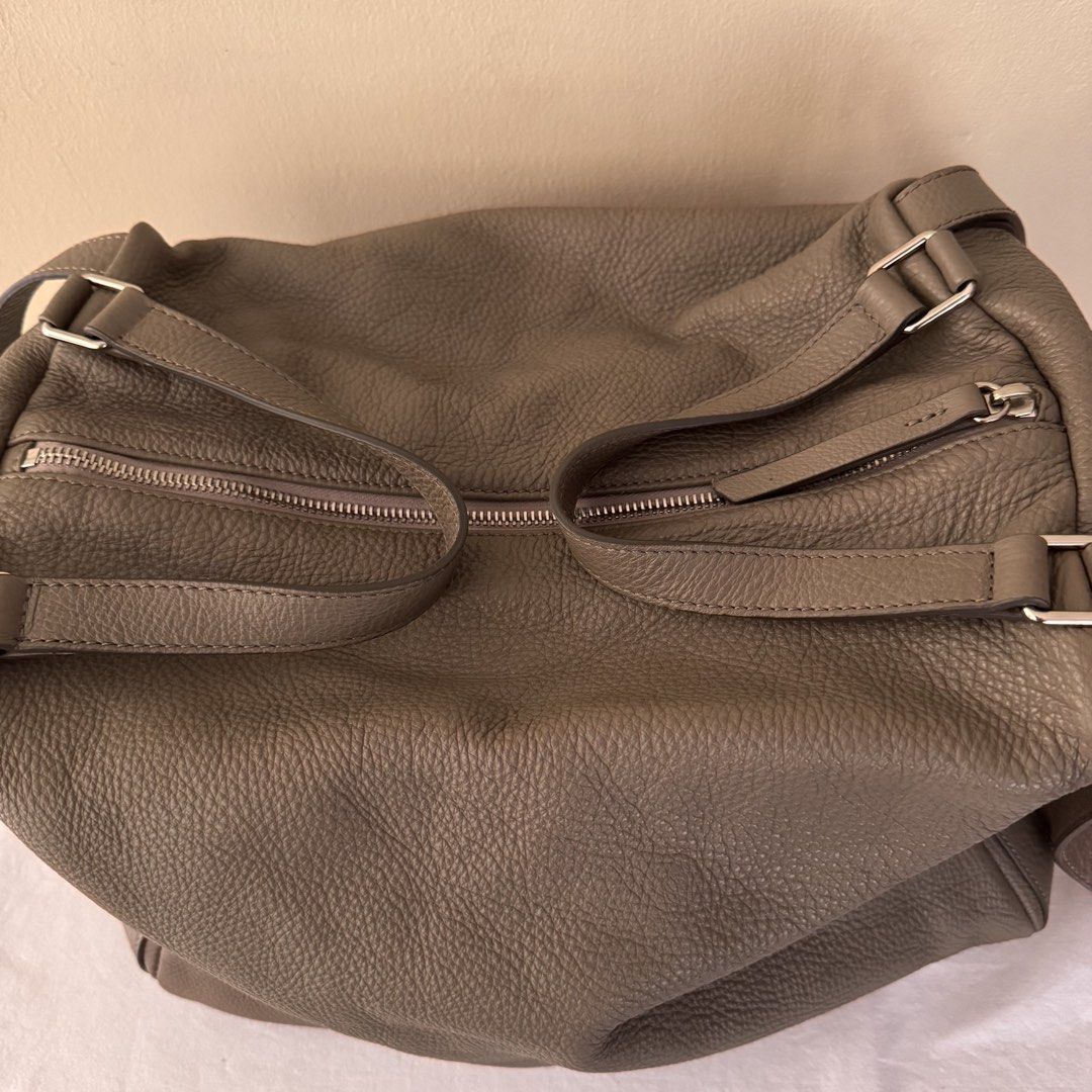 Massimo Dutti dual-strap soft leather bag (Category: Luxury Bags & Wallets) located in Makati City. Submitted by cecilia228 (Listing ID 1435209486, Image 2). Description: Soft, durable pebble-grain high quality calfskin leather Dual-strap, can be used as a handbag or on the shoulder Neutral, taupe color Spacious interior Measurements: W 32cm D 10cm H 22cm .