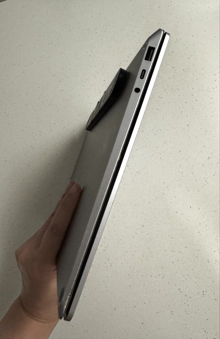 microsoft surface laptop 5 touchscreen computer 12thGen i5 / 13.5”441390080354560004