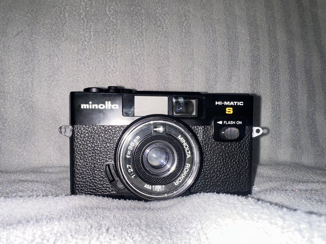 Minolta Hi Matic S (Category: Cameras) located in Manila. Submitted by fastpenguin.70e326 (Listing ID 1435324505, Image 1). Description: Fully working Flash Fires Film Winds Body is 9/10 Film Tested Inclusions: Strap Open to negotiating and trade(point and shoot cameras) Issues: Item has been serviced before by previous owner: youll notice na they patched up a tiny hole with electrical tape in the film canister area. they needed to create a small