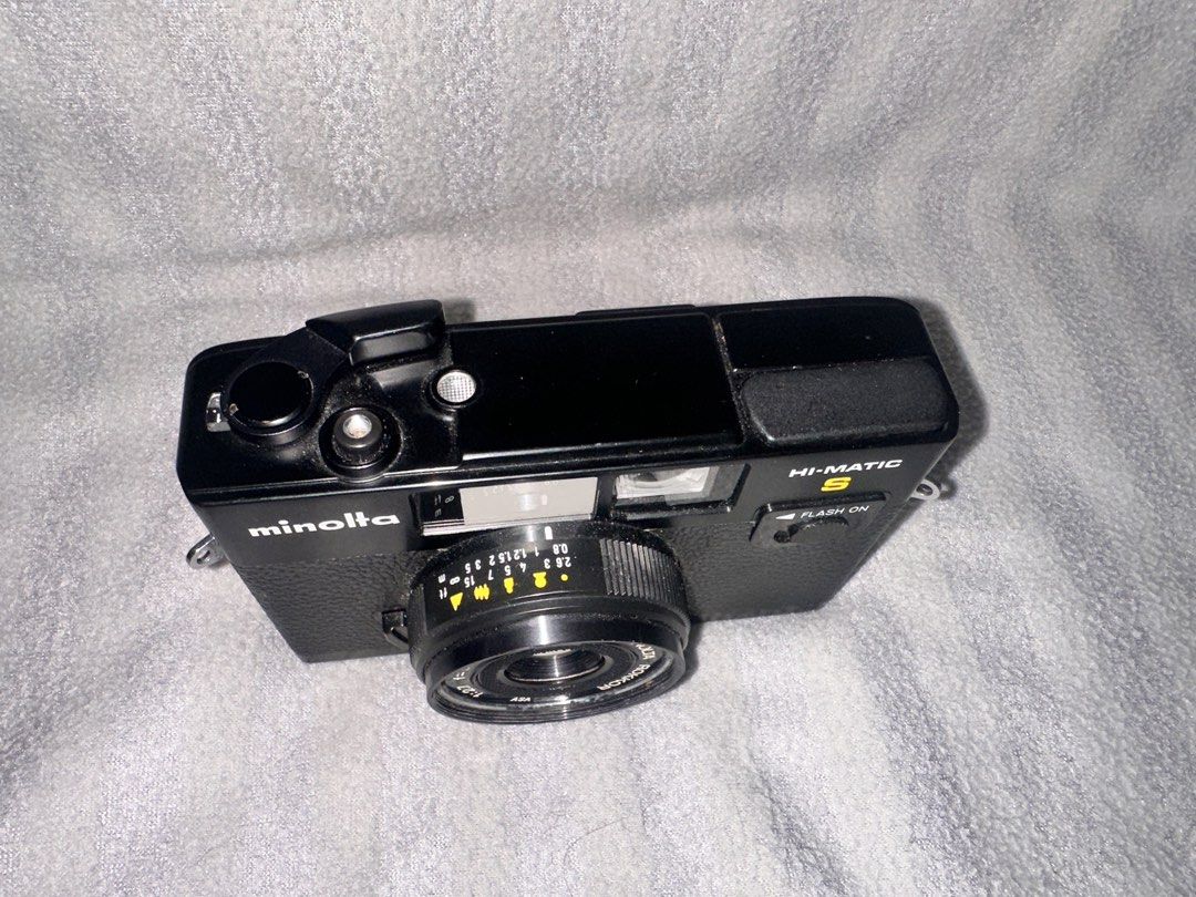 Minolta Hi Matic S (Category: Cameras) located in Manila. Submitted by fastpenguin.70e326 (Listing ID 1435324505, Image 3). Description: Fully working Flash Fires Film Winds Body is 9/10 Film Tested Inclusions: Strap Open to negotiating and trade(point and shoot cameras) Issues: Item has been serviced before by previous owner: youll notice na they patched up a tiny hole with electrical tape in the film canister area. they needed to create a small