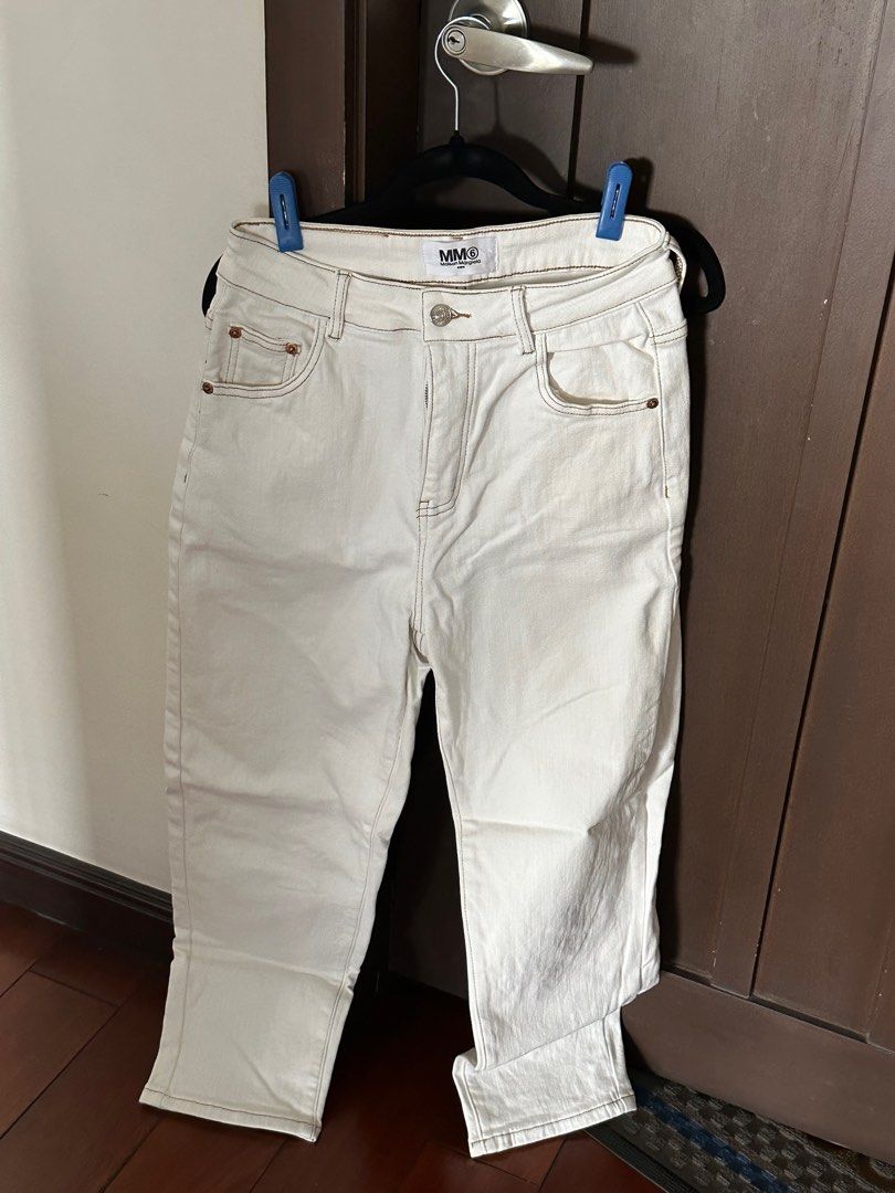 MM6 Maison Margiela Jeans (Category: Jeans) located in Quezon City. Submitted by thriftables (Listing ID 1435234969, Image 2). Description: I genuinely don’t know if this is authentic, I thrifted it in Japan from 2nd Street even if it looked dubious. Feels really nice tho hahah .