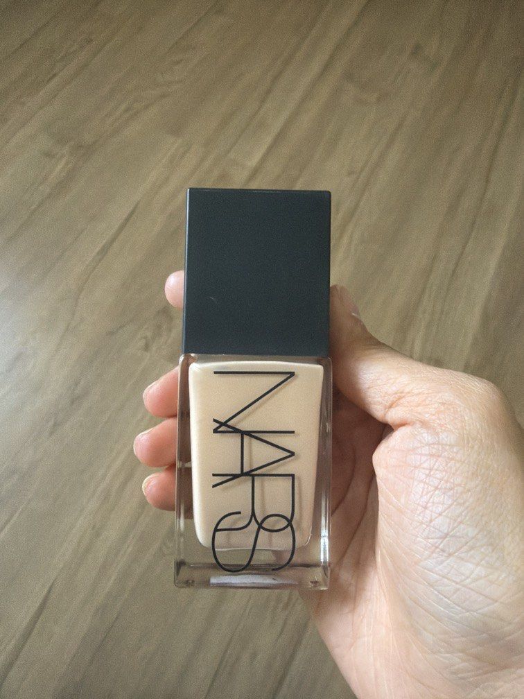 Nars Light Reflecting Foundation (Category: Makeup) located in Pasig City. Submitted by declutterwks (Listing ID 1435184862, Image 1). Description: Tried only. Not my shade. Shade: montblanc.