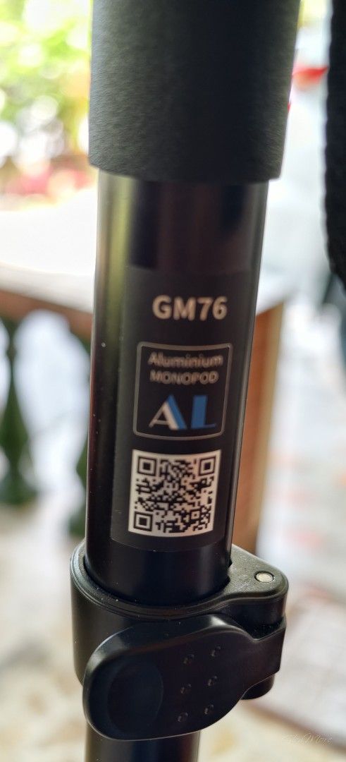 Neewer GM76 Aluminum Monopod (Category: Tripods & Monopods) located in Rizal. Submitted by glen_jacob (Listing ID 1435240102, Image 1). Description: - Lower Antipolo - Neewer GM76 Aluminum Monopod - Built-in mini tripod base for stability - Quick release plate included - Stylish black finish with red accents - Perfect for photography and videography - complete packaging and accessories - used only once in the province - boxed and ready for transp