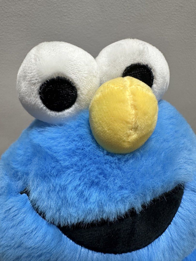 NEW! 8in Blue Elmo stuffed toy (Category: Plushies & Soft Toys) located in Makati City. Submitted by shopshophooray.ph (Listing ID 1435305005, Image 3). Description: ❤️great Vday gift, Bday gift, Anniv gift, Christmas gift❤️ ⭐️⭐️made of premium stuffed toy material (not the cheap looking ones) ---- Blue Elmo stuffed toy - P299 - blue - 8in height - brand new - excellent condition - no rips, stains , tears Pay: bdo bpi or gcash Pickup: Pio del Pil