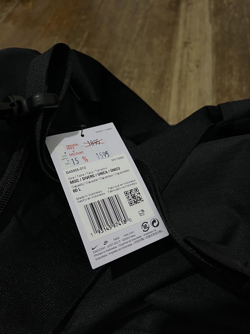 Nike Brasilia 60L Duffle Bag (Category: Sling Bags) located in Paranaque City. Submitted by migrsnba (Listing ID 1435317701, Image 2). Description: Wrong size masyado palang malaki 60L - Original price: ₱1895.