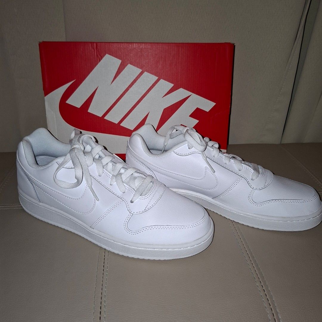 Nike us 10 ebernon white leather shoes snickers (Category: Sneakers) located in Pasig City. Submitted by last_price_posted (Listing ID 1435274393, Image 2). Description: .