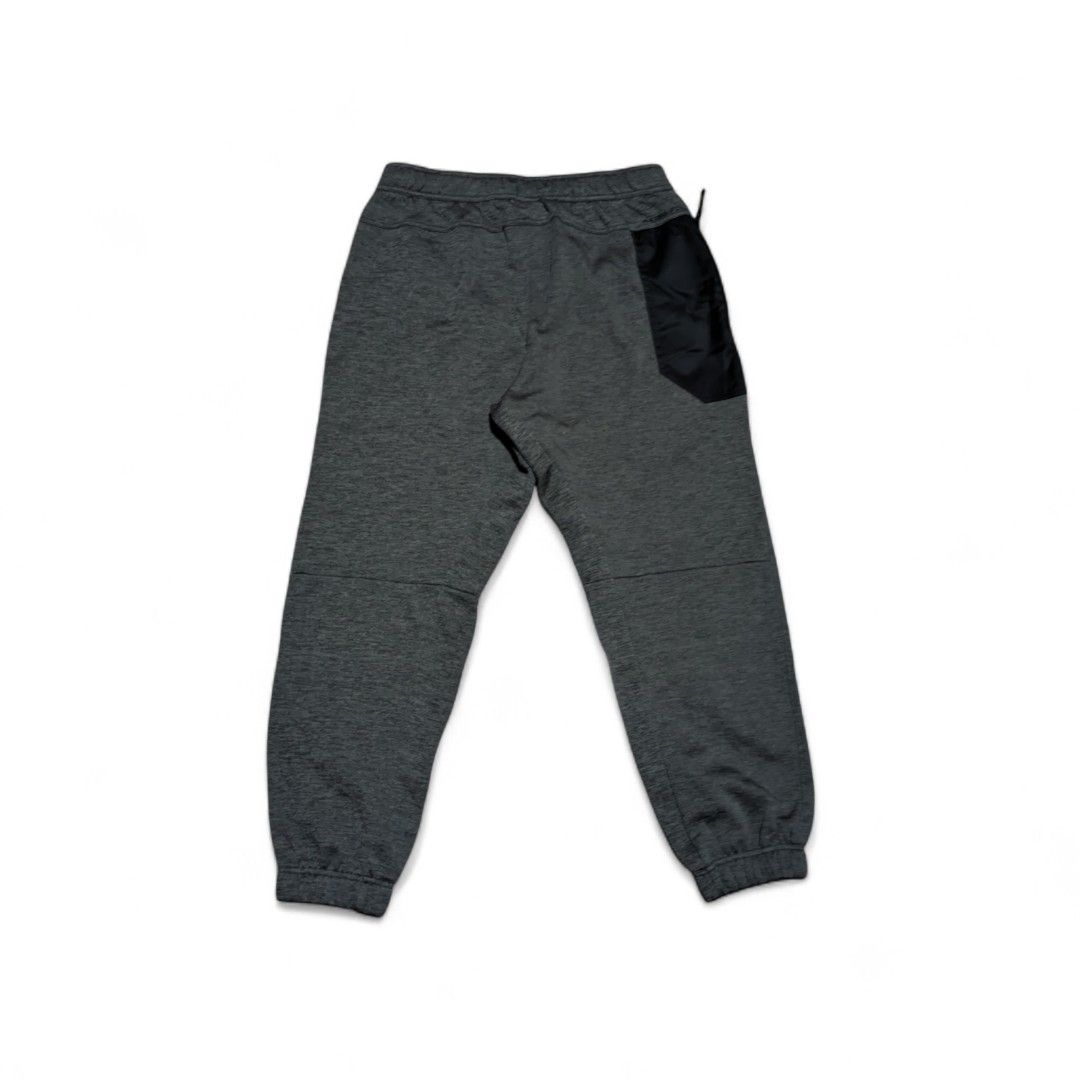 Nike Utility Jogger Pants (Category: Joggers) located in Manila. Submitted by segunda.mano.ph (Listing ID 1435311465, Image 2). Description: Like New Condition Size L 30-36.