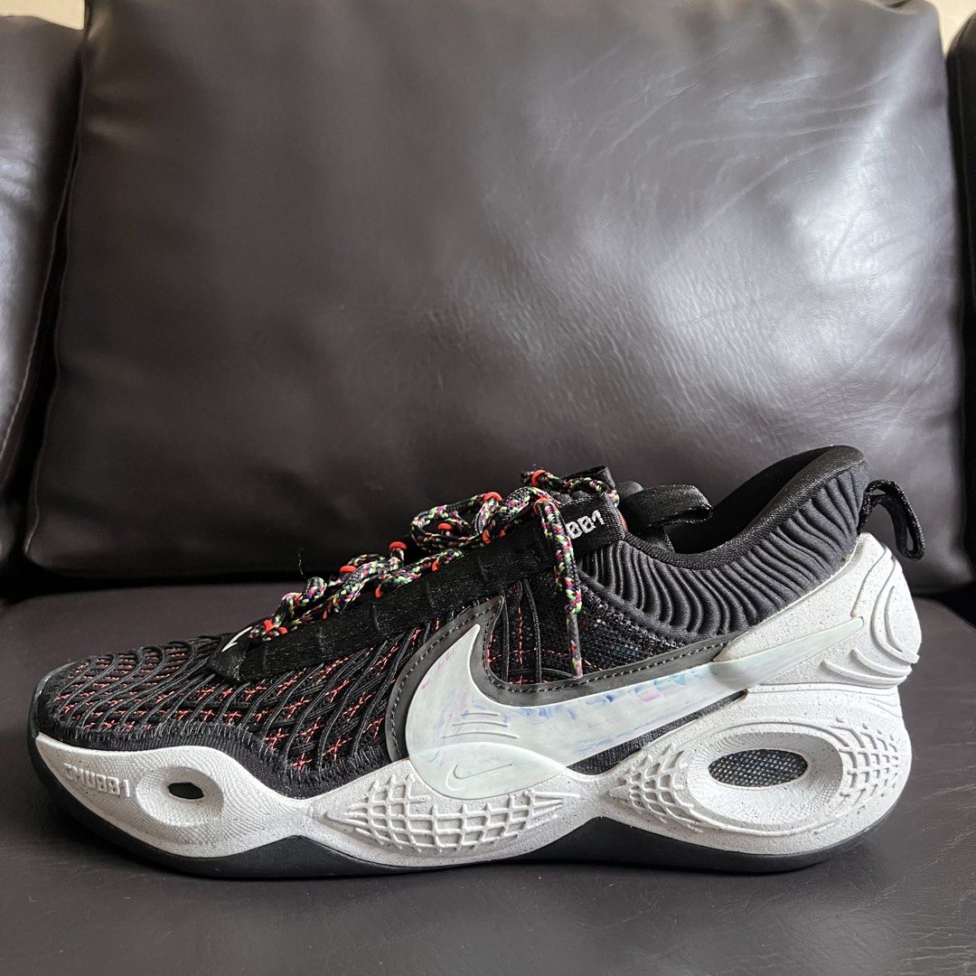 Nike Zoom Cosmic Unity 'Wind' (Category: Sneakers) located in Batangas. Submitted by 8ACesonlineshop (Listing ID 1435233160, Image 1). Description: The Cosmic Unity sneaker from Nike is in-built with an Air Zoom Strobe, providing cushioning to the footbed. This iteration comes in a black colour with Bright Crimson accents and is the brand’s first sustainable shoe, made of 25 percent recycled material. Highlights: -black -mesh panelling -signature