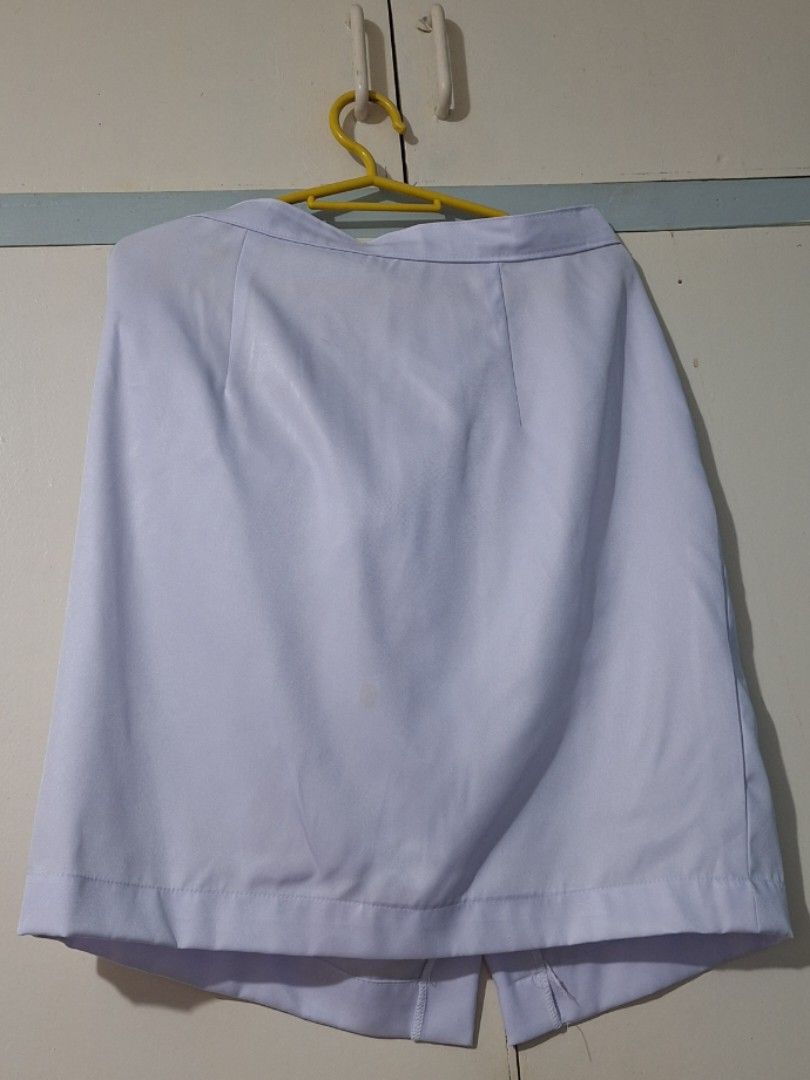Oath Taking for Nurses Set (Category: Sets or Coordinates) located in Manila. Submitted by mayetu1235323 (Listing ID 1435248213, Image 2). Description: OATH-TAKING UNIF Everything included is ONLY USED ONCE - Includes top, skirt, and white cap - Size Large - Top features a mandarin collar and button closure - Skirt has a simple design - Free na lang po yung shoes for sure buyer, size 40 siya. Best fit sa size 8. Isang beses lang din nagamit baka 