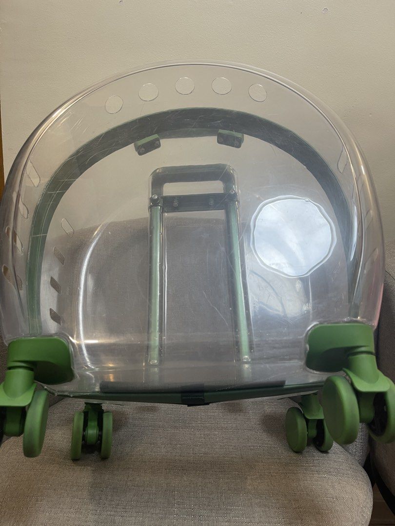PET TROLLEY CLEAR CASE BAG (Category: Homes & Other Pet Accessories) located in General Trias. Submitted by jlent.6888 (Listing ID 1435252689, Image 1). Description: VERY NEW STILL HAS A THIN CLING PLASTIC. Around the case (You may remove it🙂 Used once 1-2hrs only - No pillow included. .