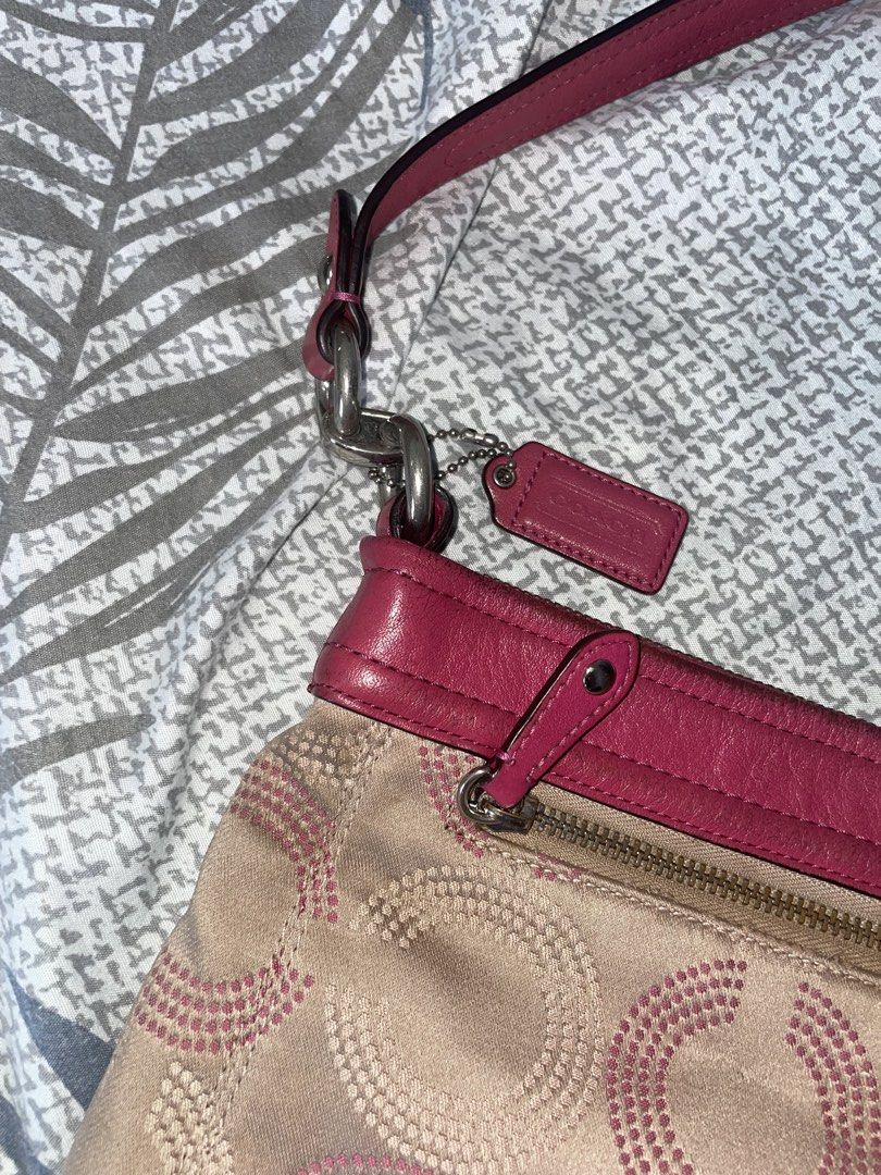 Pink Coach Bag | open for LA! (Category: Luxury Bags & Wallets) located in Cabanatuan. Submitted by kathandcoach (Listing ID 1435240358, Image 3). Description: - Authentic Coach Pink Tote Bag - Just bought if from @/adrinastyles.ph/ - Nalinis ko na and everything, mabango!!! - Message me for more pics and vids - Ideal Zipper - can do VC .