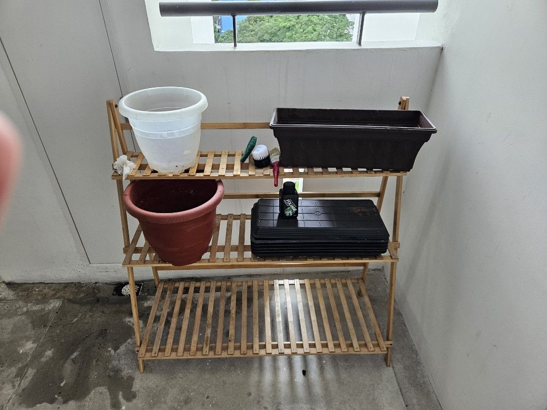 Plant Pots and Trays