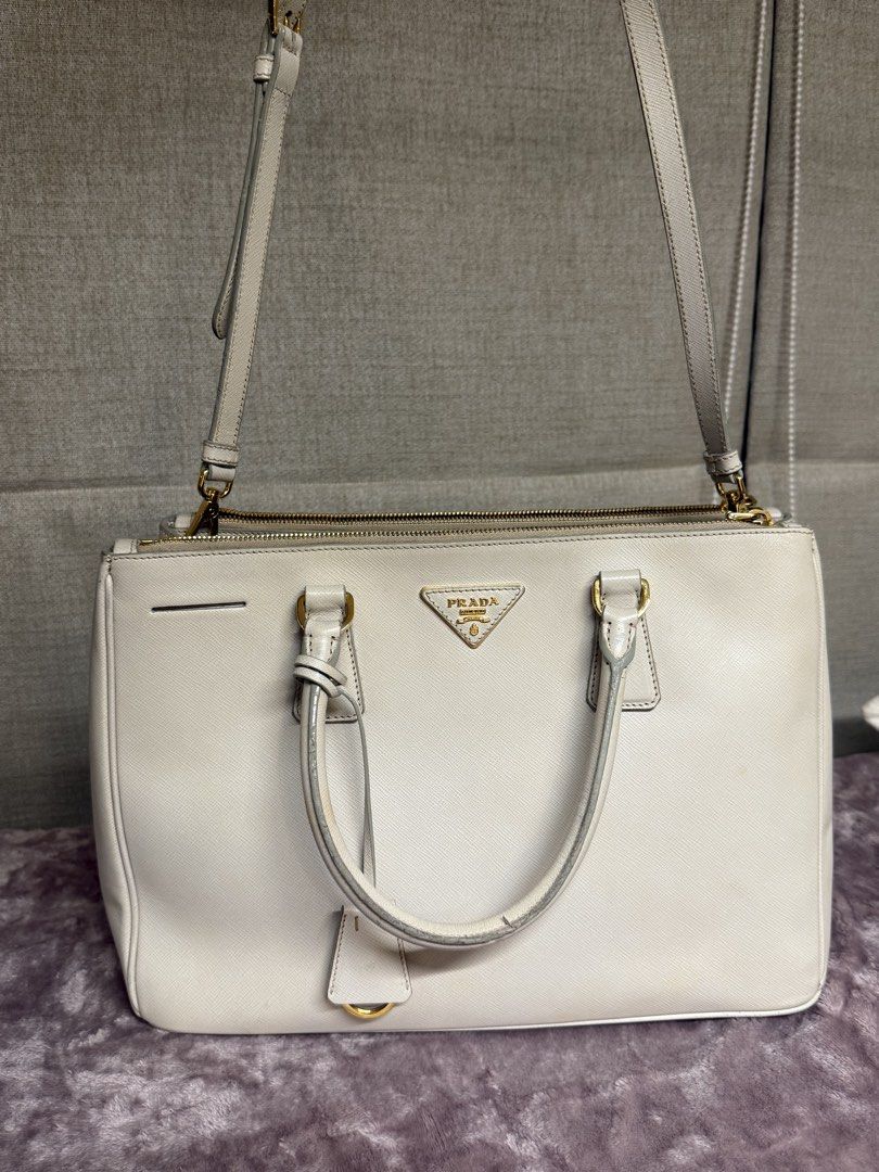 Prada Galleria Saffiano Lux Large Double Zip Tote (Category: Luxury Bags & Wallets) located in Makati City. Submitted by bagging_rights (Listing ID 1435305607, Image 3). Description: - AVAILABLE FOR 0% INSTALLMENT FOR BDO AND BPI CARDHOLDERS UP TO 12 MONTHS.