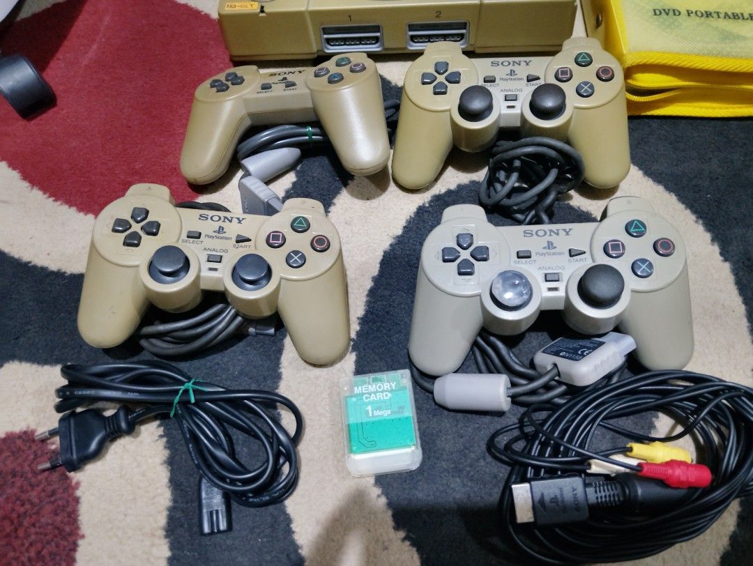 ps1 modified (Category: PlayStation) located in Manila. Submitted by boyhet.thrift15 (Listing ID 1375354560, Image 2). Description: playstation 1 (phat modified 110v) model no. SCPH-9001/NTSC U/C with 4pcs controller 1pcs memory card 44pcs cd games selling 2,500.
