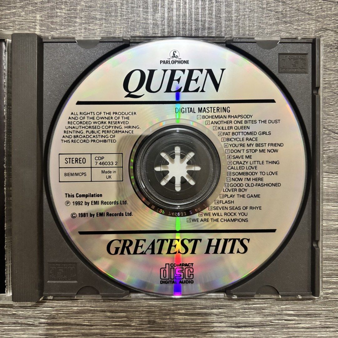 Queen - Greatest Hits CD (Category: CDs & DVDs) located in Quezon City. Submitted by pinkskies_media (Listing ID 1435328602, Image 2). Description: BAWAL SA MAARTE USED ITEM, HINDI BAGO CD album Made in UK Tested and 100% working IMPORTANT: Manage your expectations since this is a pre-loved item Inlay NOT in mint condition Luma ang case Please see pic for the condition.