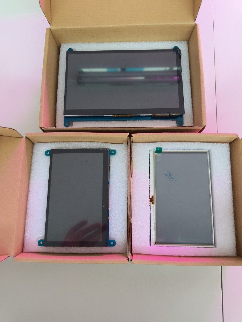Raspberry Pi 5" and 7" LCD Capacitive Touchscreen Display441062656311961605