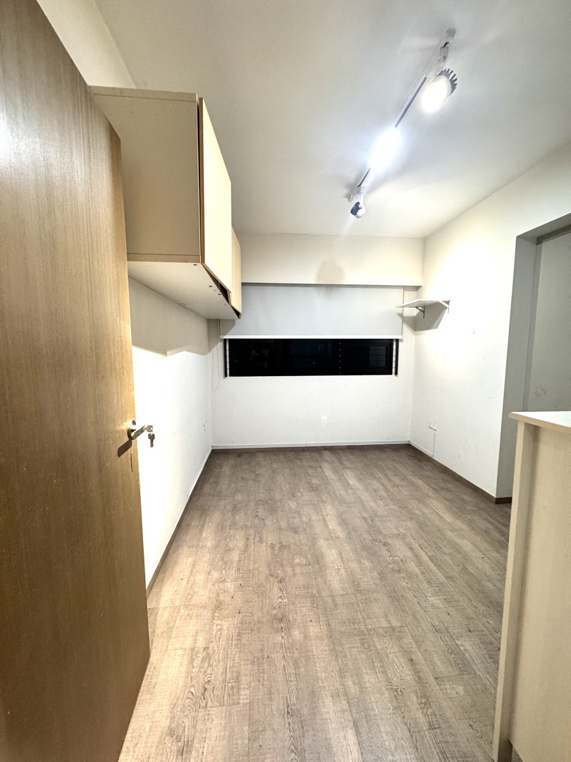 (Category: ) located in . Submitted by huat92 (Listing ID 1435257162, Image 1). Description: .