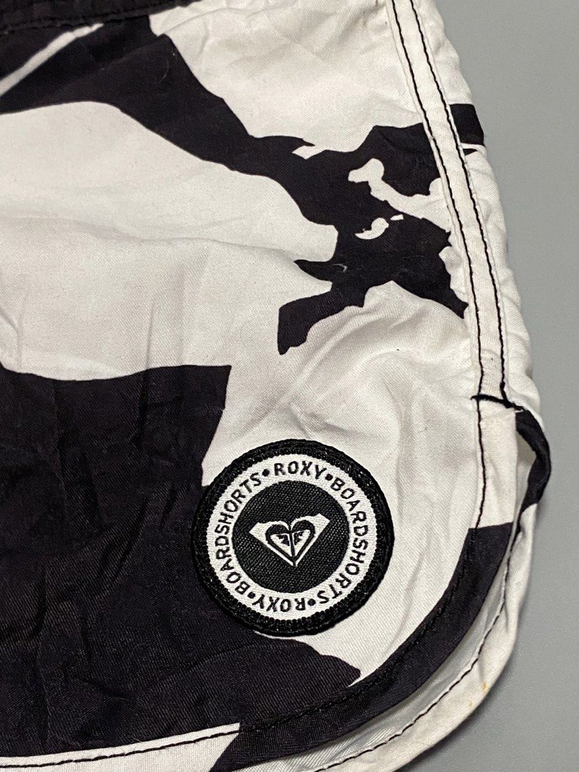 Roxy Boardshorts for Women (Category: Shorts) located in Manila. Submitted by owabaet12 (Listing ID 1435244996, Image 3). Description: - Roxy Boardshorts - Stylish design - Durable material.