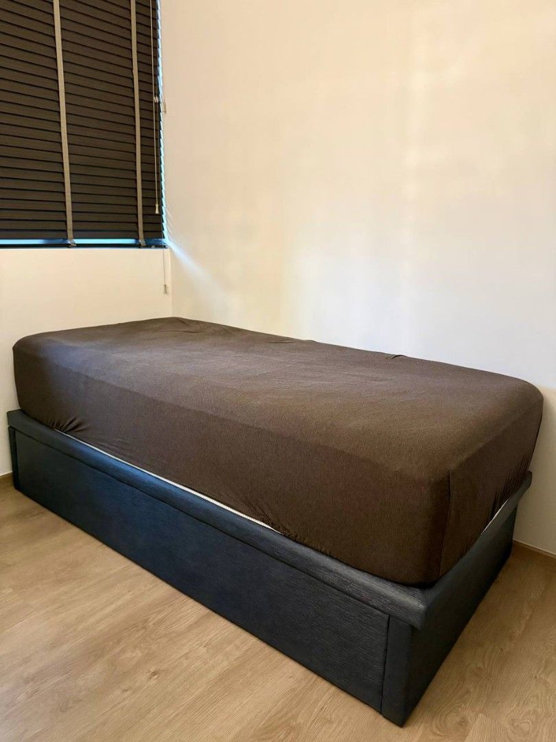 Single Bed441684447525621762
