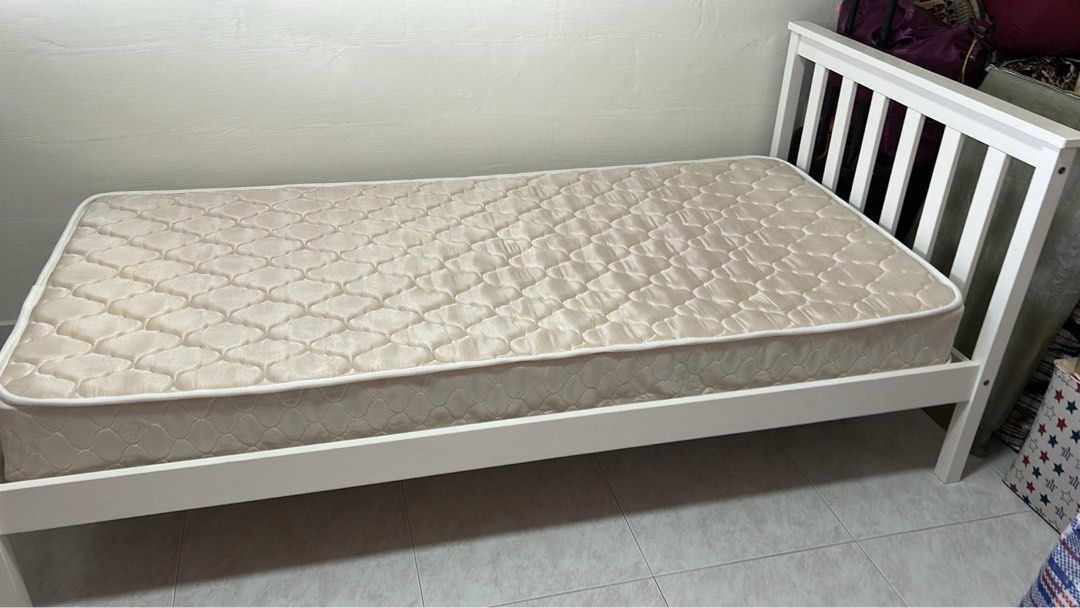 Single bed frame & mattress