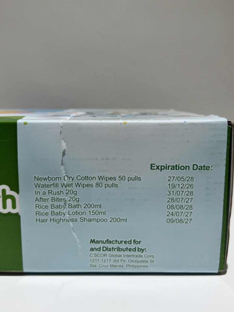 Tiny Buds newborn skincare giftset (Category: Baby Toiletries & Grooming) located in Quezon City. Submitted by joyeusefille (Listing ID 1435292682, Image 3). Description: .
