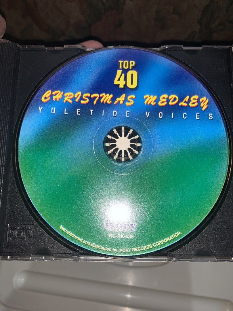 Top 40 Christmas Medley Yuletide Voices (Category: CDs & DVDs) located in Valenzuela. Submitted by moonlightperks (Listing ID 1435254635, Image 2). Description: .