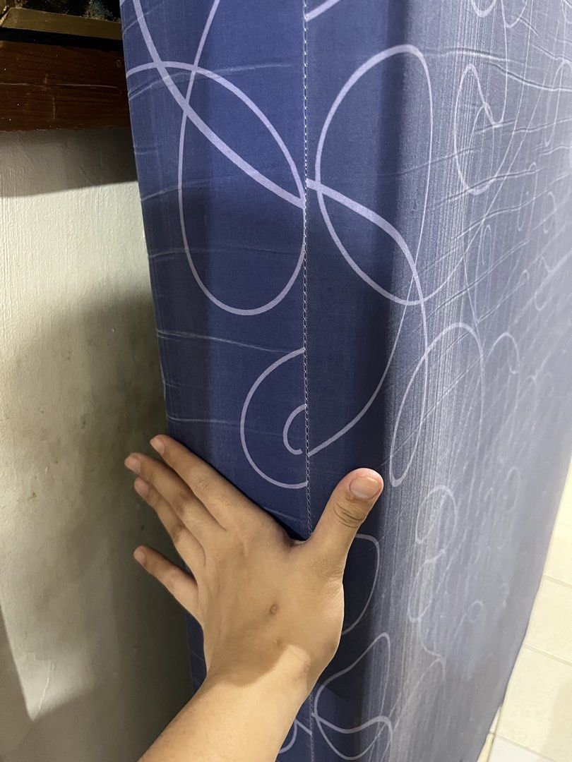 Uratex Foam Queen Size Mattress 6 inch Thick (Category: Bed Frames & Mattresses) located in Pateros City. Submitted by gamingforlessph (Listing ID 1435236451, Image 1). Description: For Sale Original Uratex Foam Queen size 6 inches Thick Issue: may part lang na need tahiin yung cover but other than that, wala pong issues. RFS: Upgraded to a premium mattress Loc: Pateros.