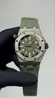 （分類：）位於 。 由 timeuniversewatch 提交（商品編號 1435183691，圖片 1）。簡介： 。