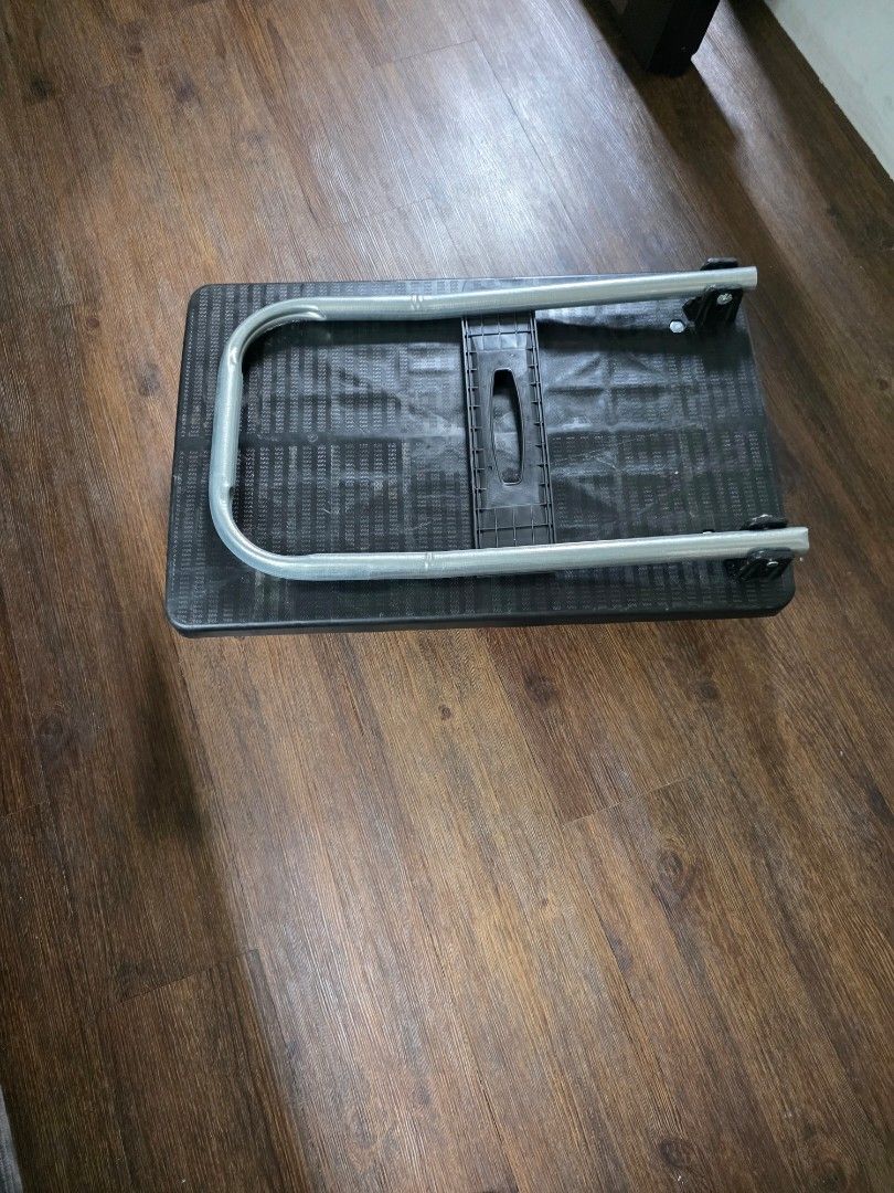 used foldable trolley 72 x 48 cm (up to 150kg]