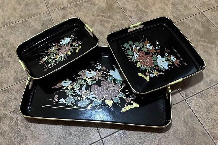 Vintage 3-Piece Lacquerware Tray Set441153684034048002