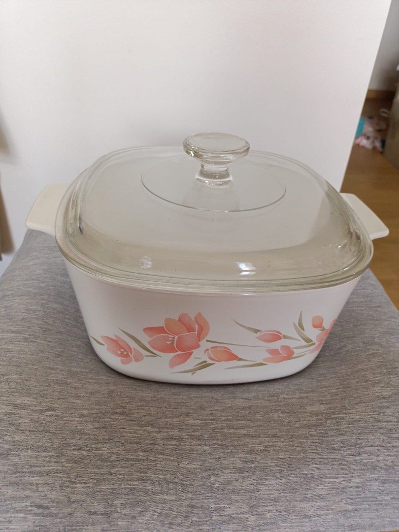 Vintage CorningWare Casserole Dishes with Lids